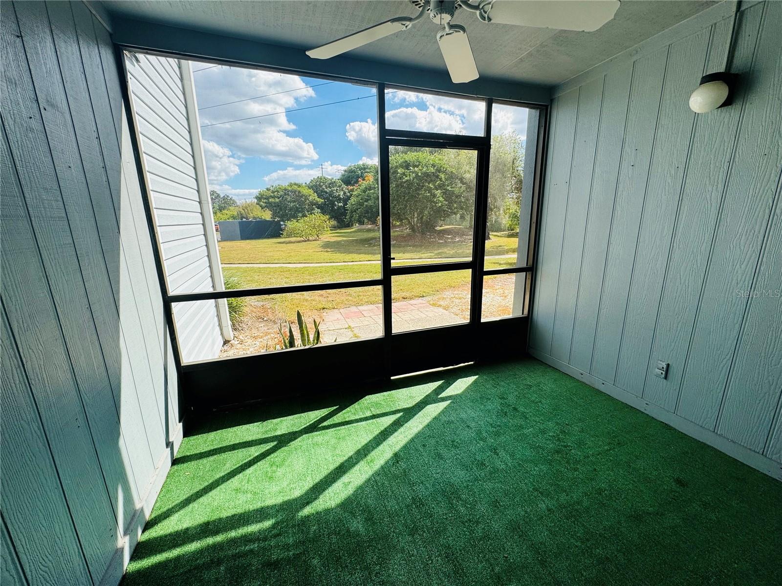 SOUTHPOINTE CONDO - Residential