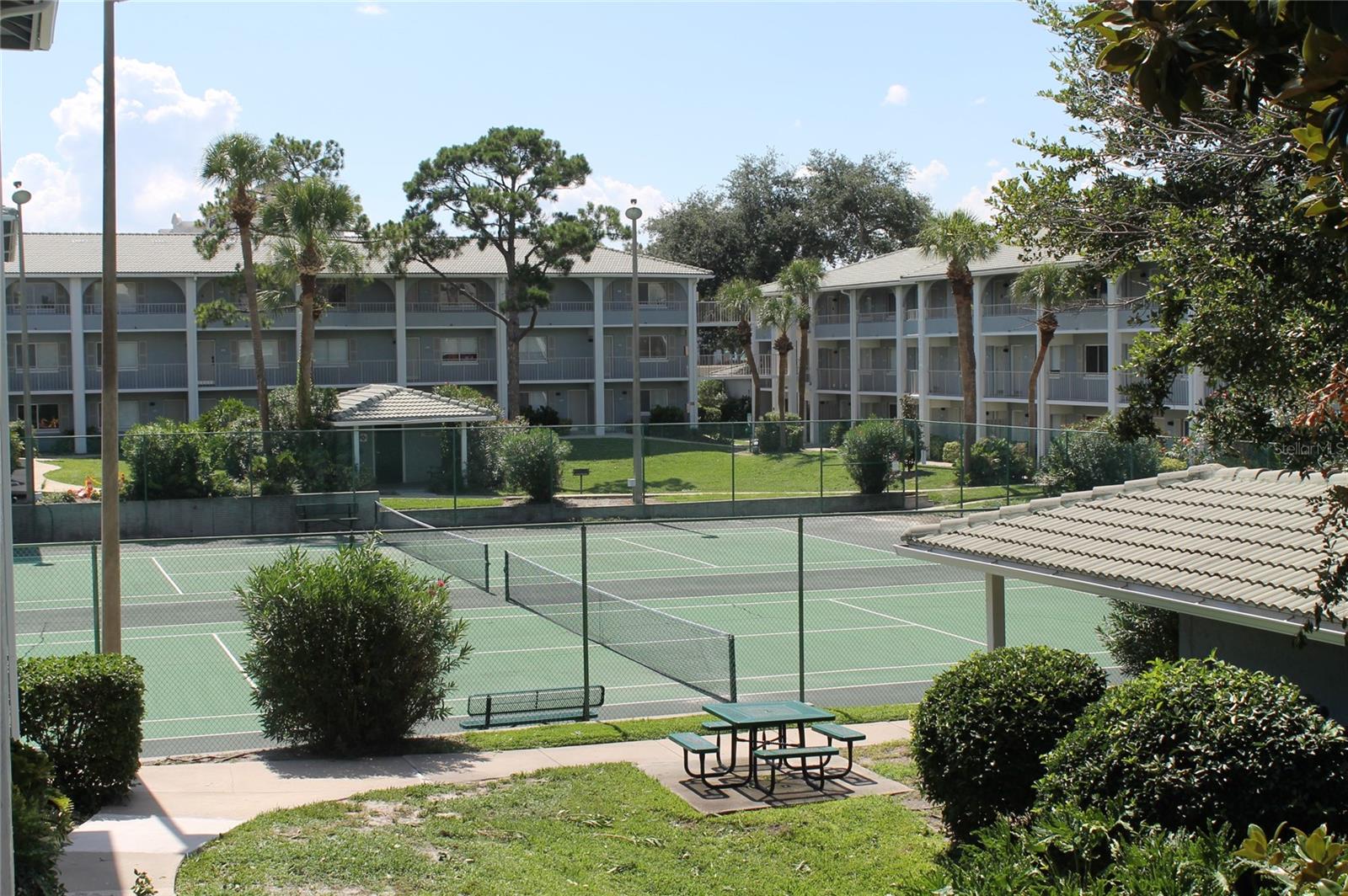 WATERSIDE AT CRANES ROOST A CONDO COMMUNITY - Residential