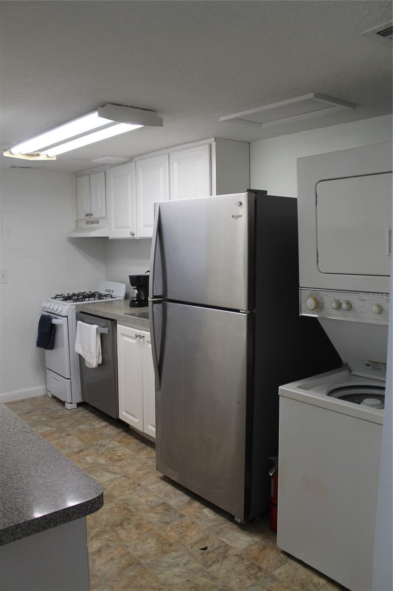 WATERSIDE AT CRANES ROOST A CONDO COMMUNITY - Residential