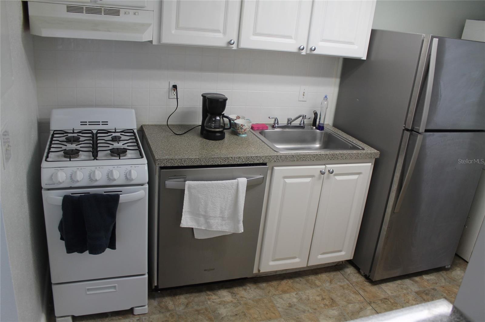 WATERSIDE AT CRANES ROOST A CONDO COMMUNITY - Residential