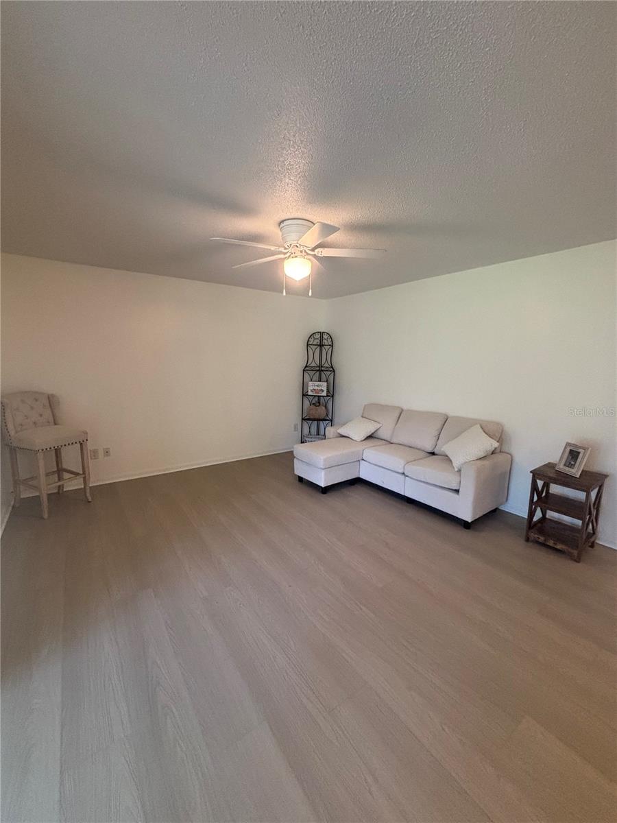 FAIRWAYS/SILVER SPGS SHRS CONDO - Residential