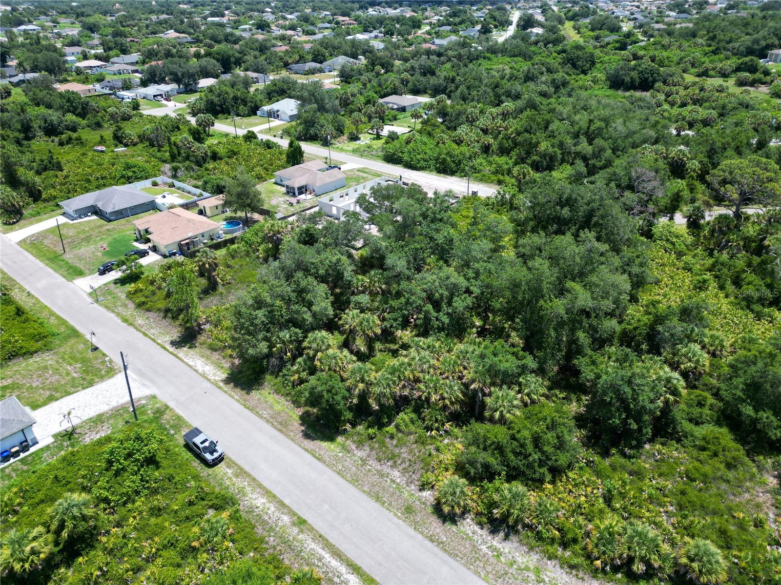PORT CHARLOTTE SUB 37 - Land