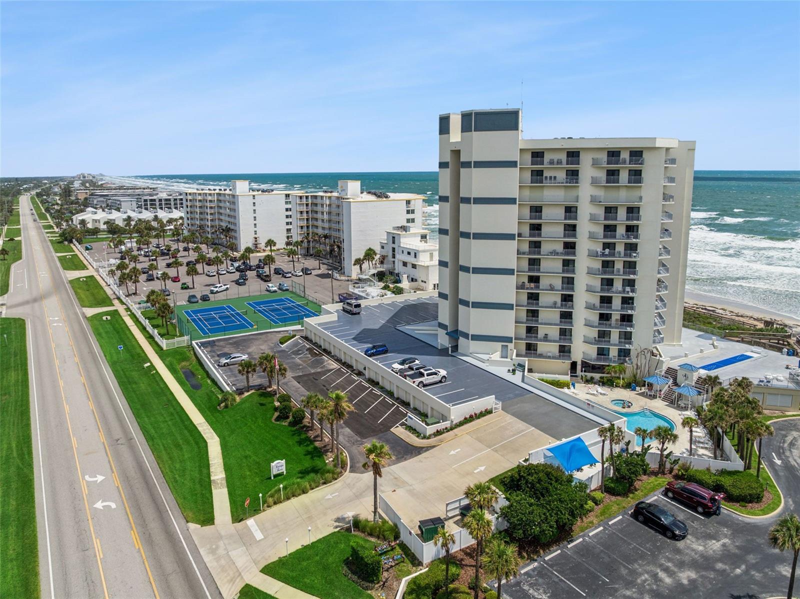 SEASCAPE TOWERS CONDO PH 01 - Residential