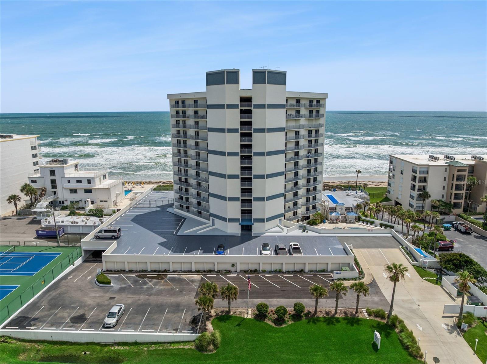 SEASCAPE TOWERS CONDO PH 01 - Residential