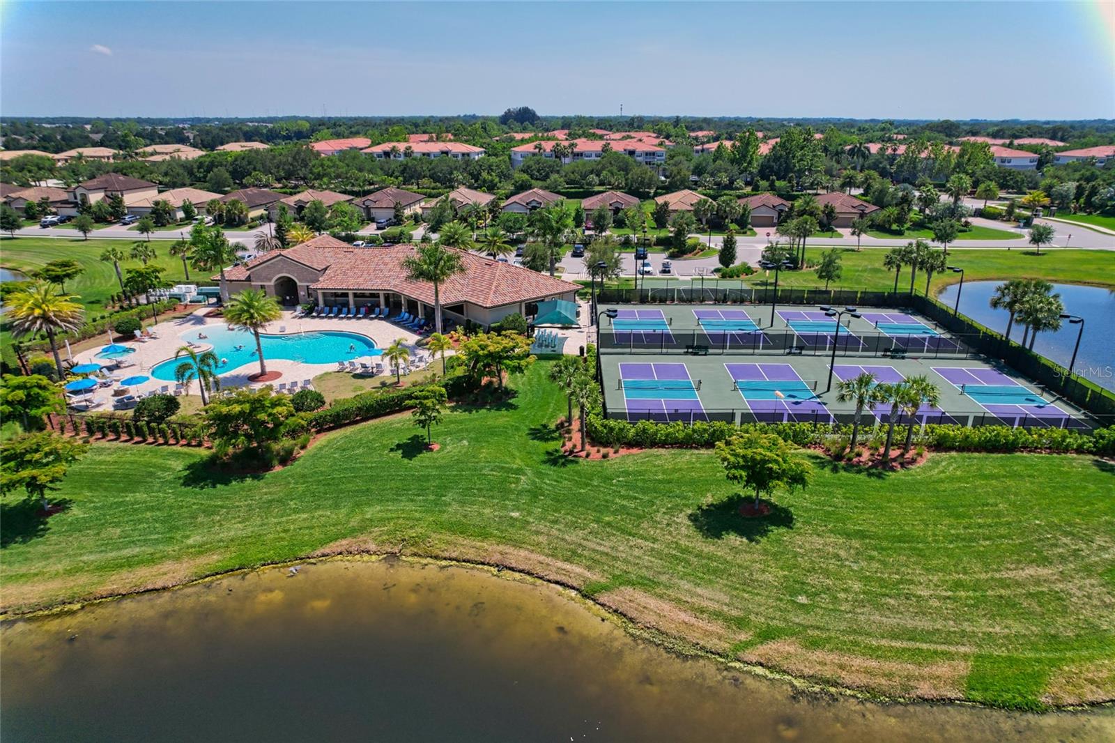 GRAND ESTUARY I AT RIVER STRAND - Residential Lease