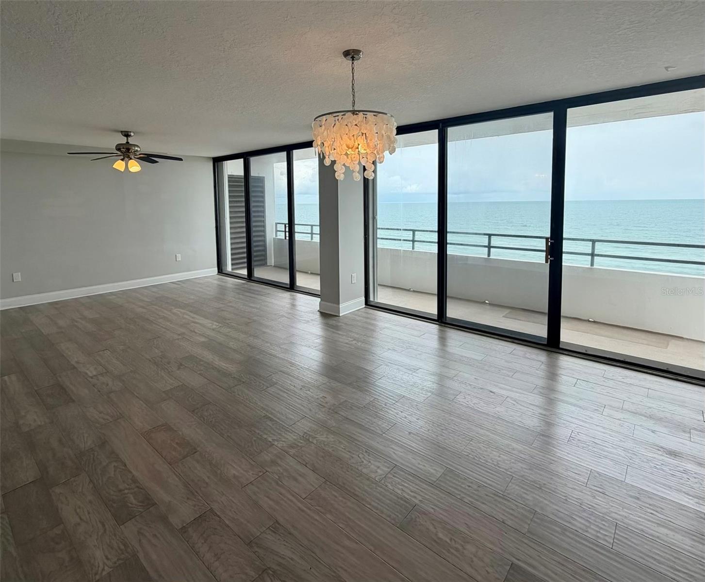 ALIKI GOLD COAST CONDO 01 - Residential