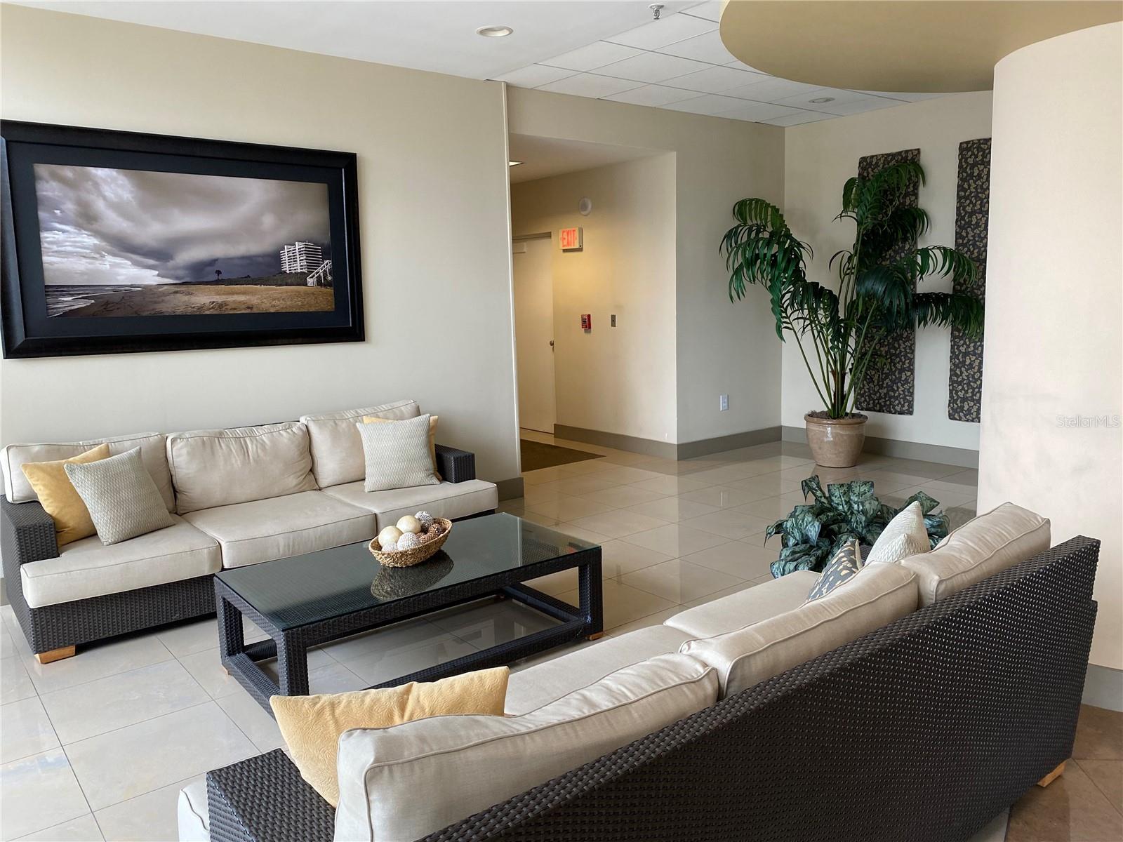 ALIKI GOLD COAST CONDO 01 - Residential