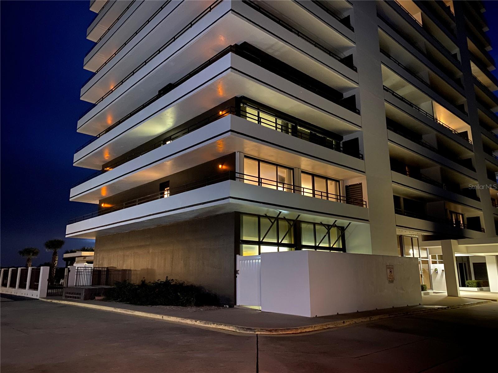 ALIKI GOLD COAST CONDO 01 - Residential