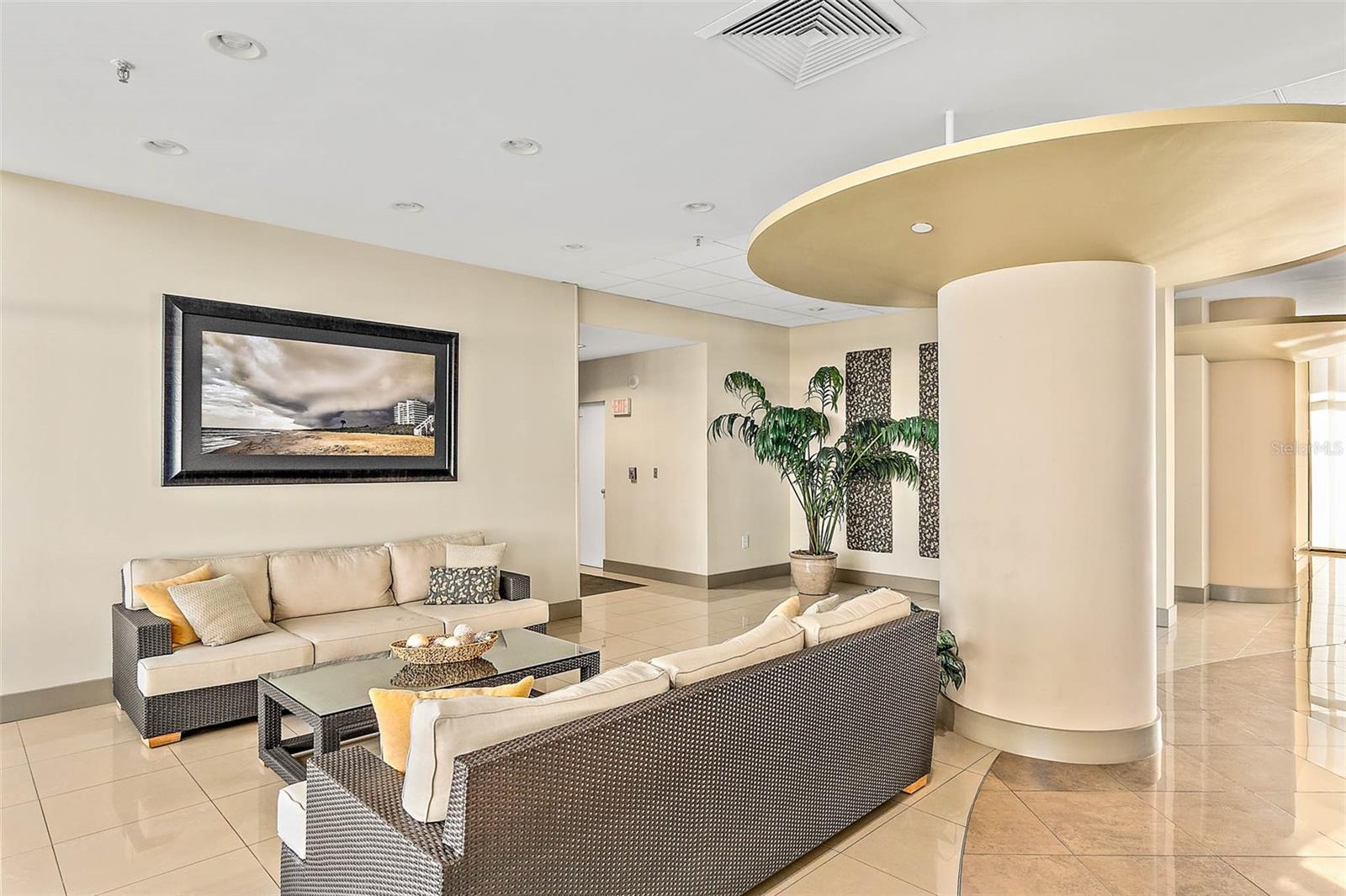 ALIKI GOLD COAST CONDO 01 - Residential