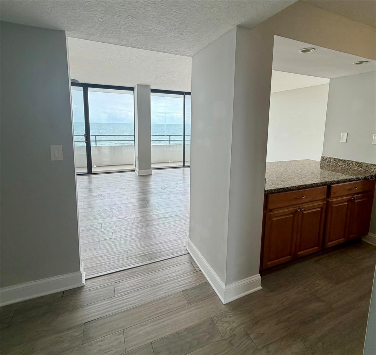 ALIKI GOLD COAST CONDO 01 - Residential