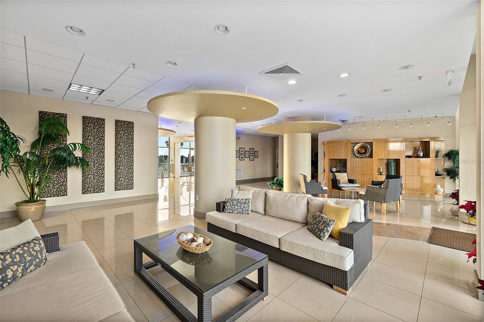 ALIKI GOLD COAST CONDO 01 - Residential