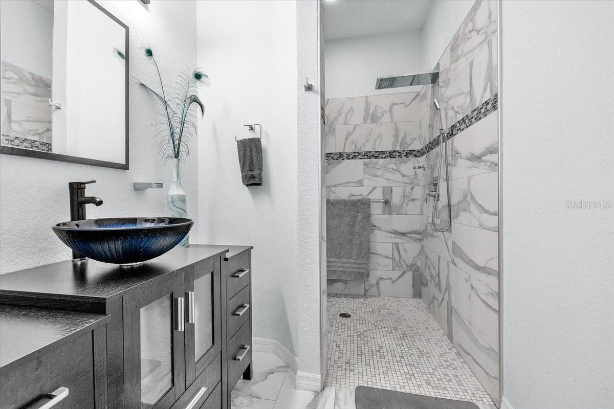 PARK PLACE ESTATES - Residential