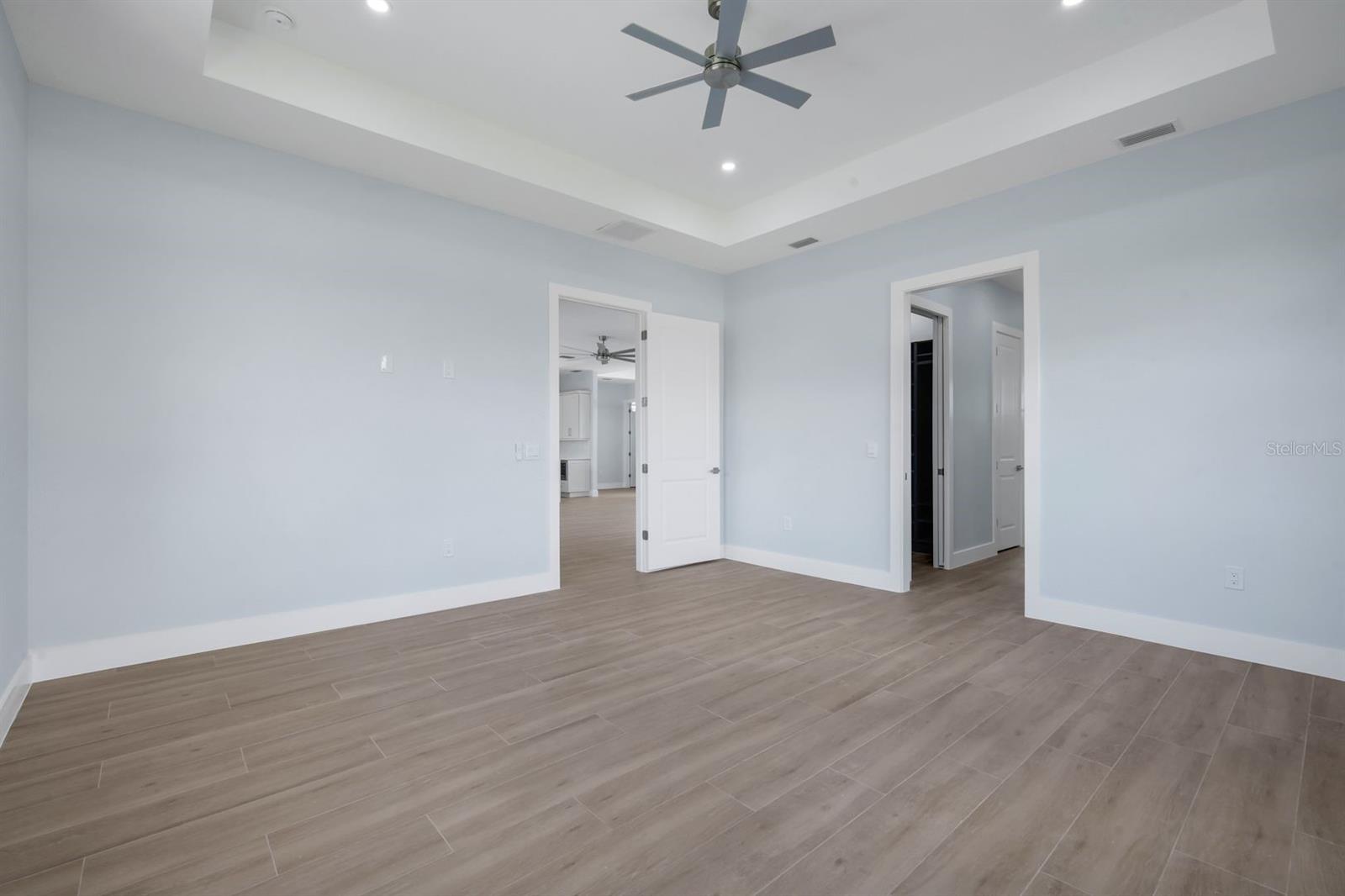 SOUTH GULF COVE - Residential
