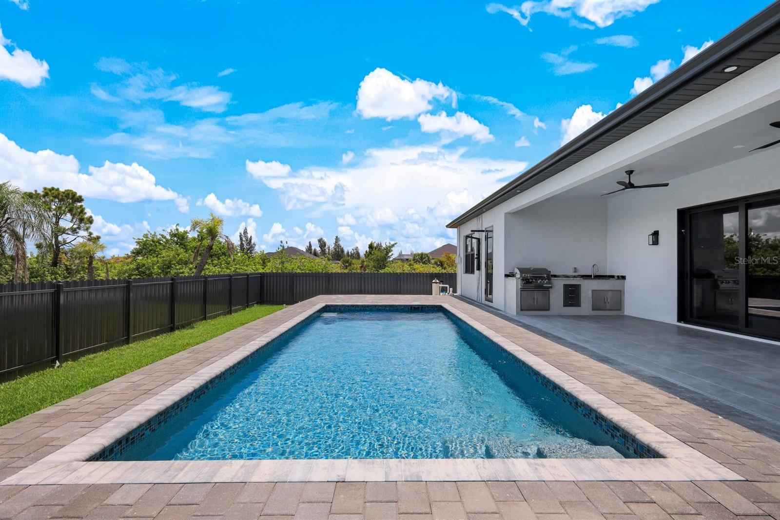 SOUTH GULF COVE - Residential