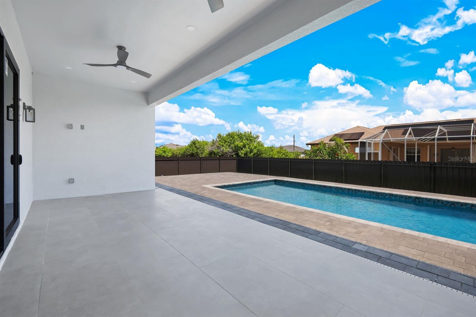 SOUTH GULF COVE - Residential