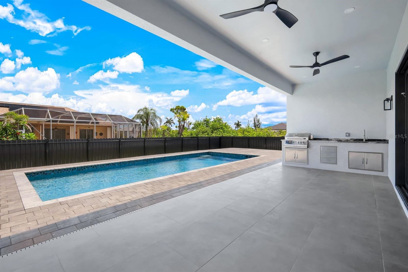 SOUTH GULF COVE - Residential