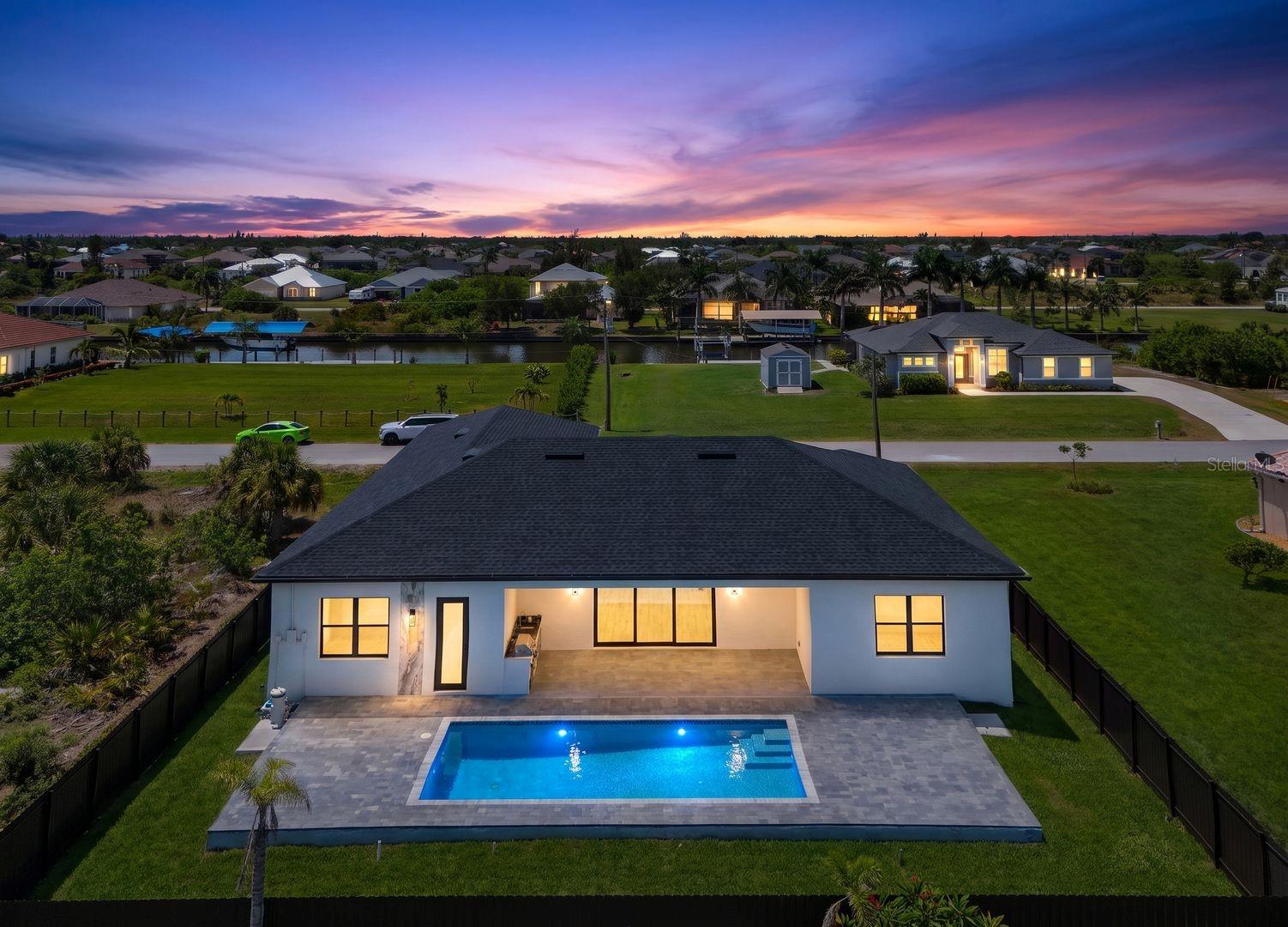 SOUTH GULF COVE - Residential
