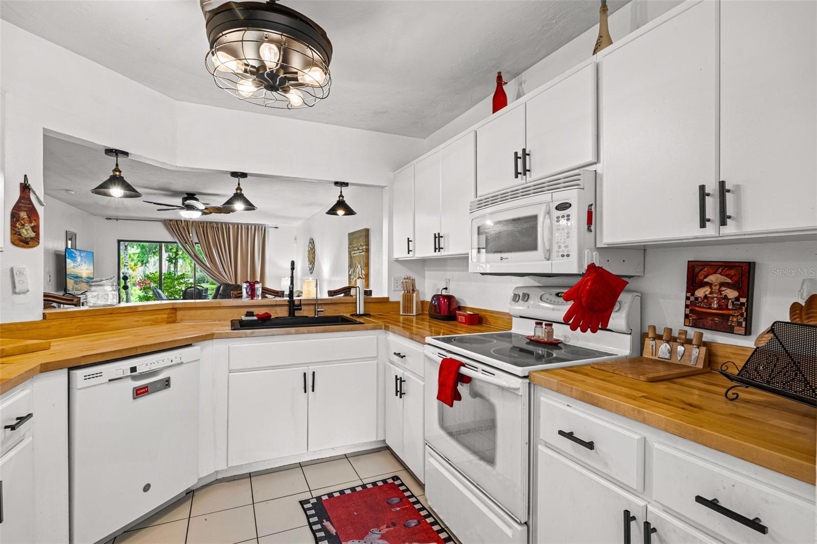 LAKE ARROWHEAD - Residential
