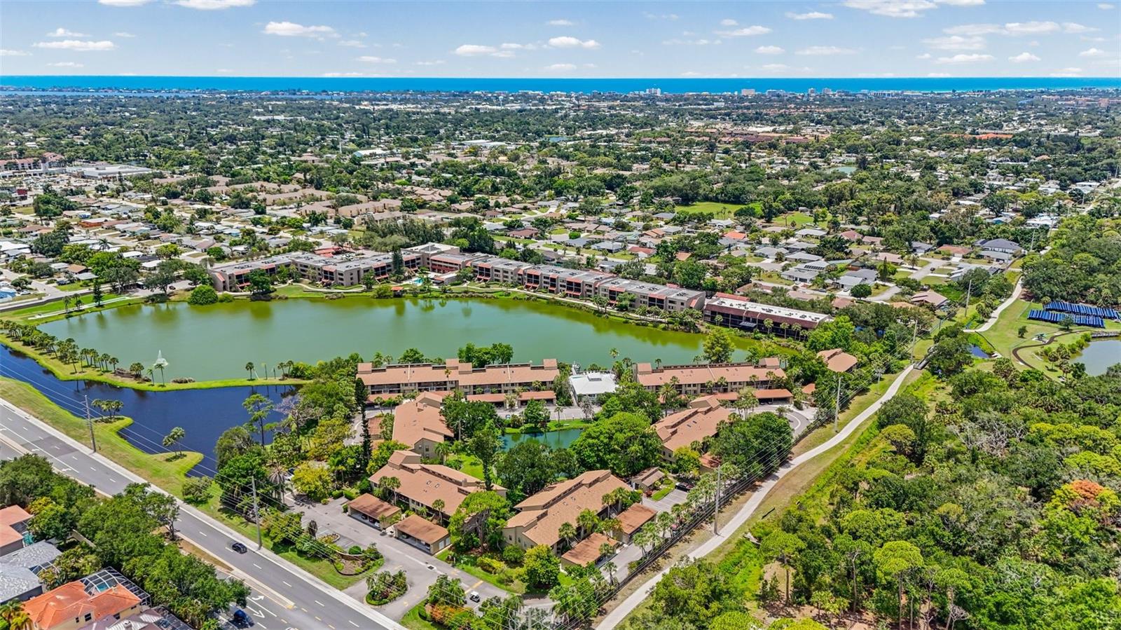 LAKE ARROWHEAD - Residential
