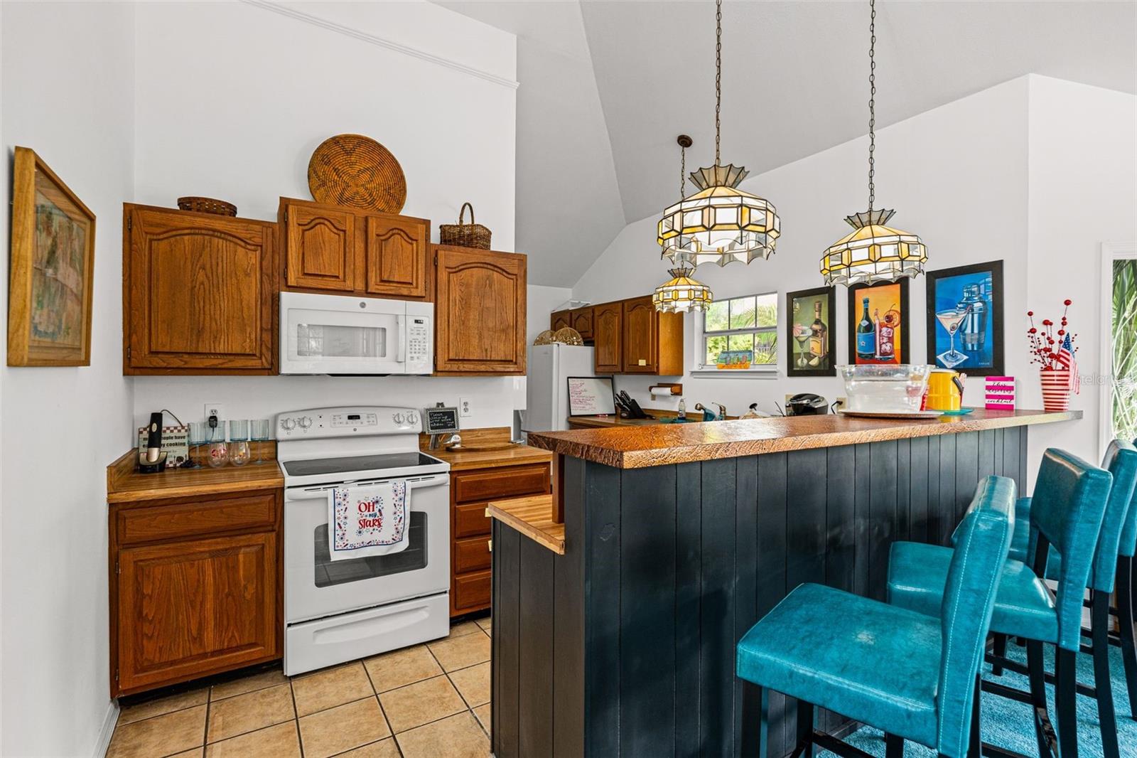 LAKE ARROWHEAD - Residential