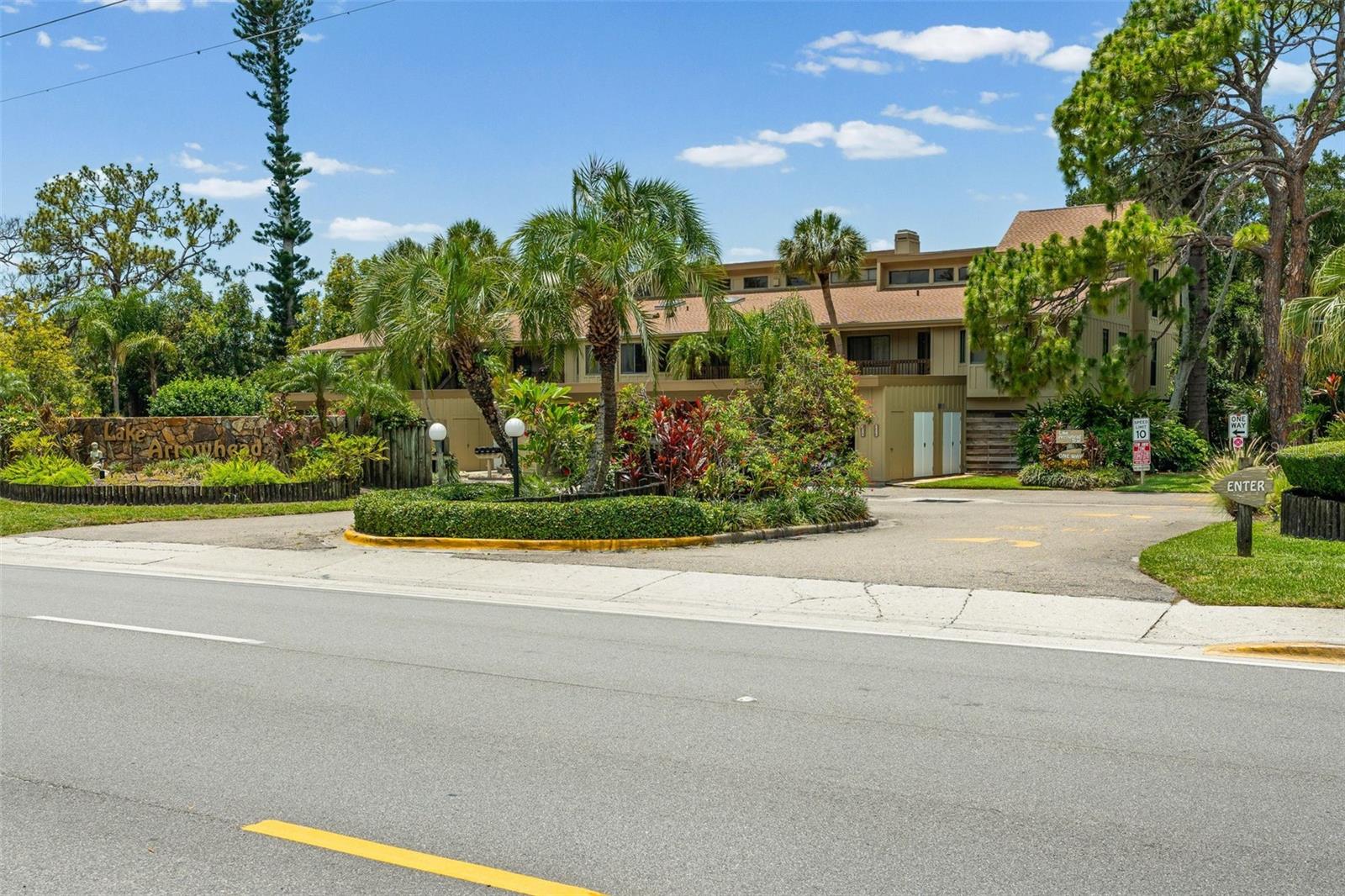 LAKE ARROWHEAD - Residential