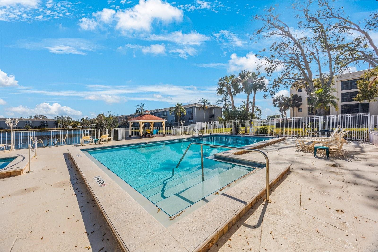 WATERS EDGE 4 CONDO - Residential