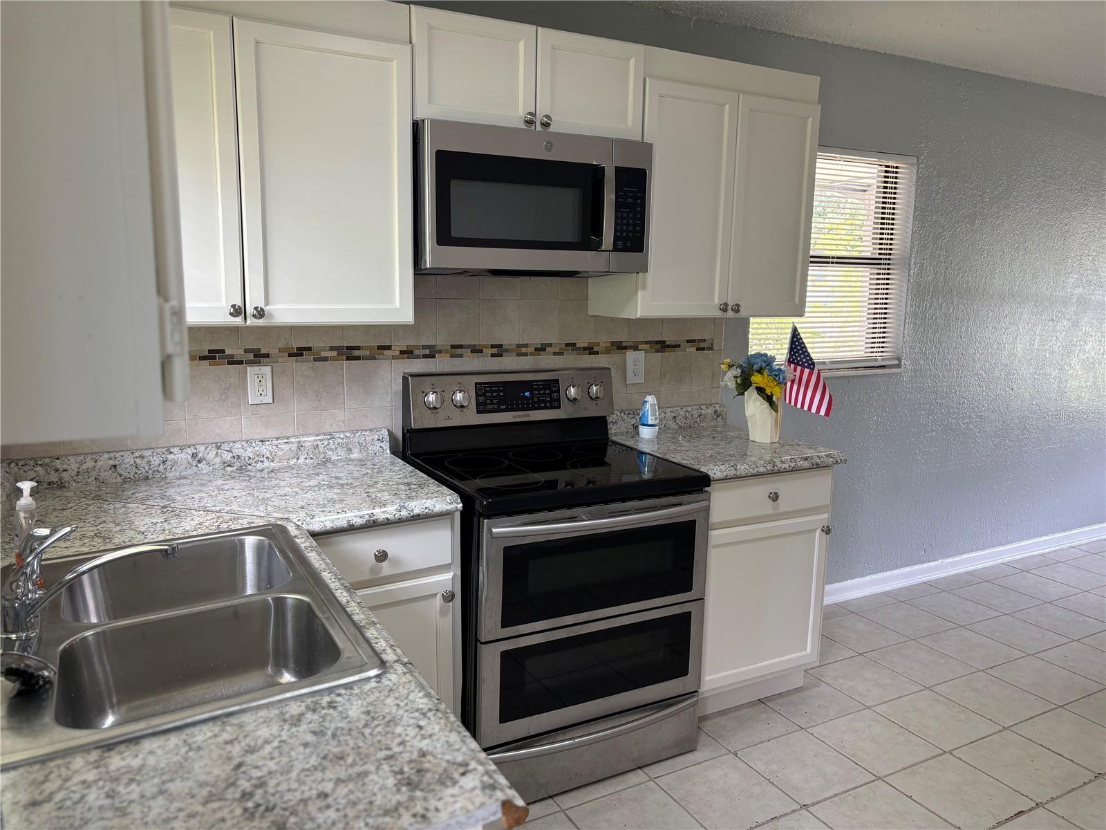 MALIBU GROVES FIRST A - Residential