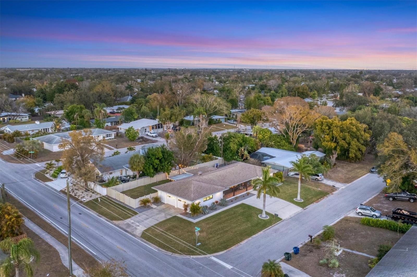 SOUTH GATE - Residential