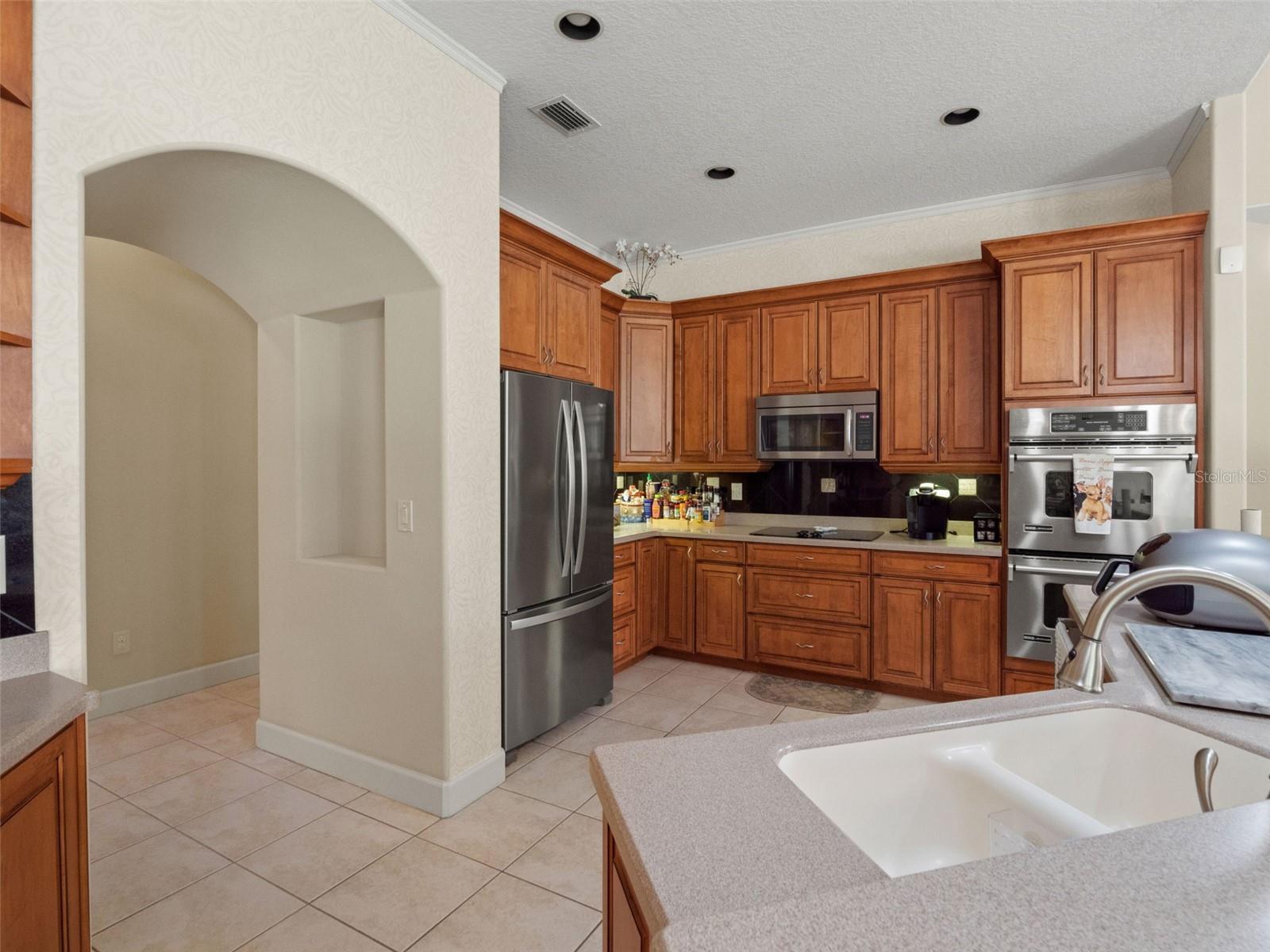 WATERS EDGE BOCA POINTE AT TURTLE CREEK - Residential