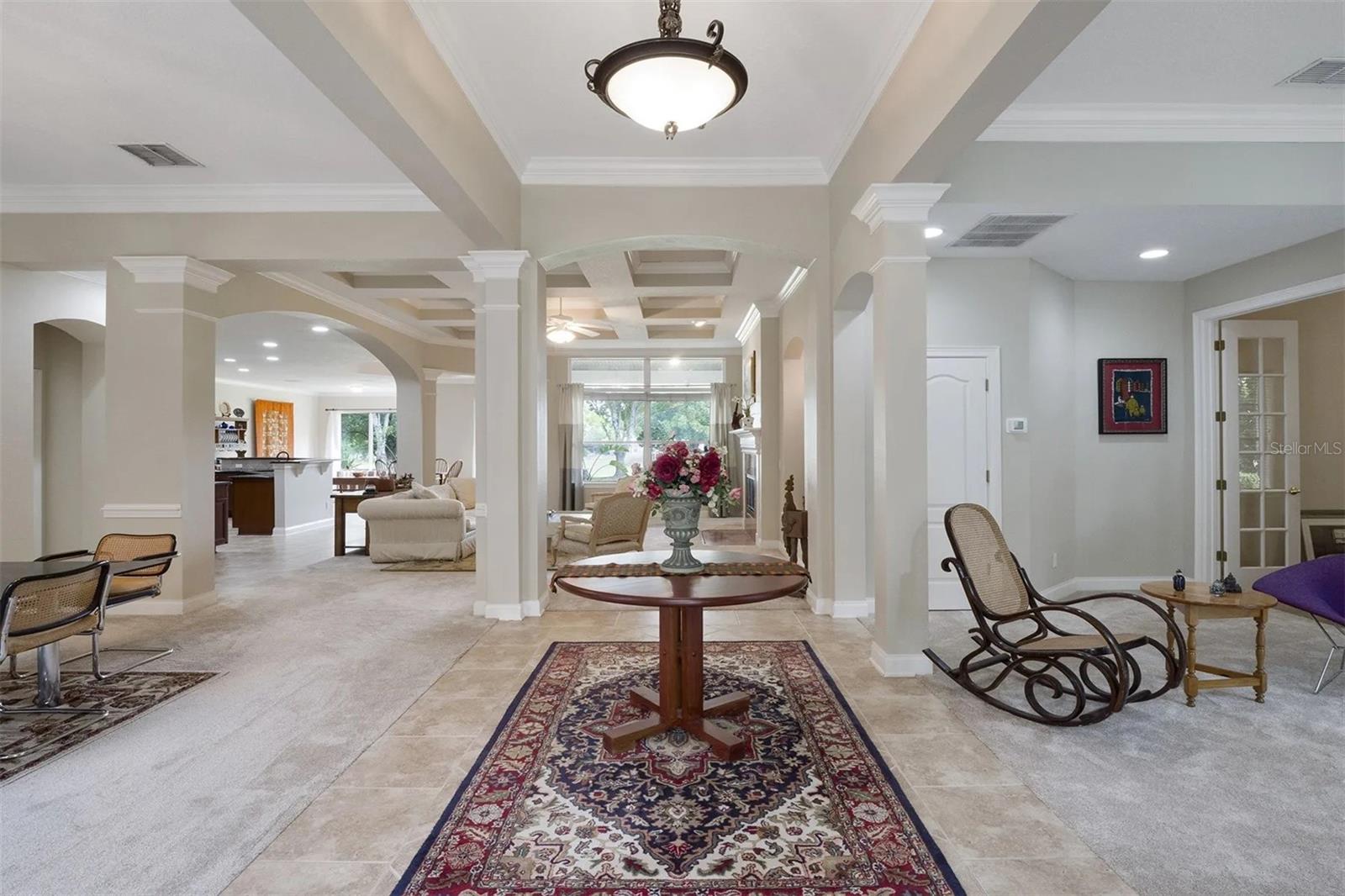 HEATHROW COUNTRY ESTATE - Residential