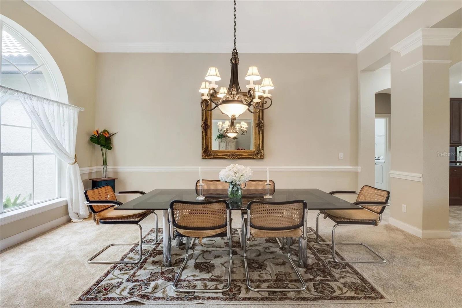 HEATHROW COUNTRY ESTATE - Residential