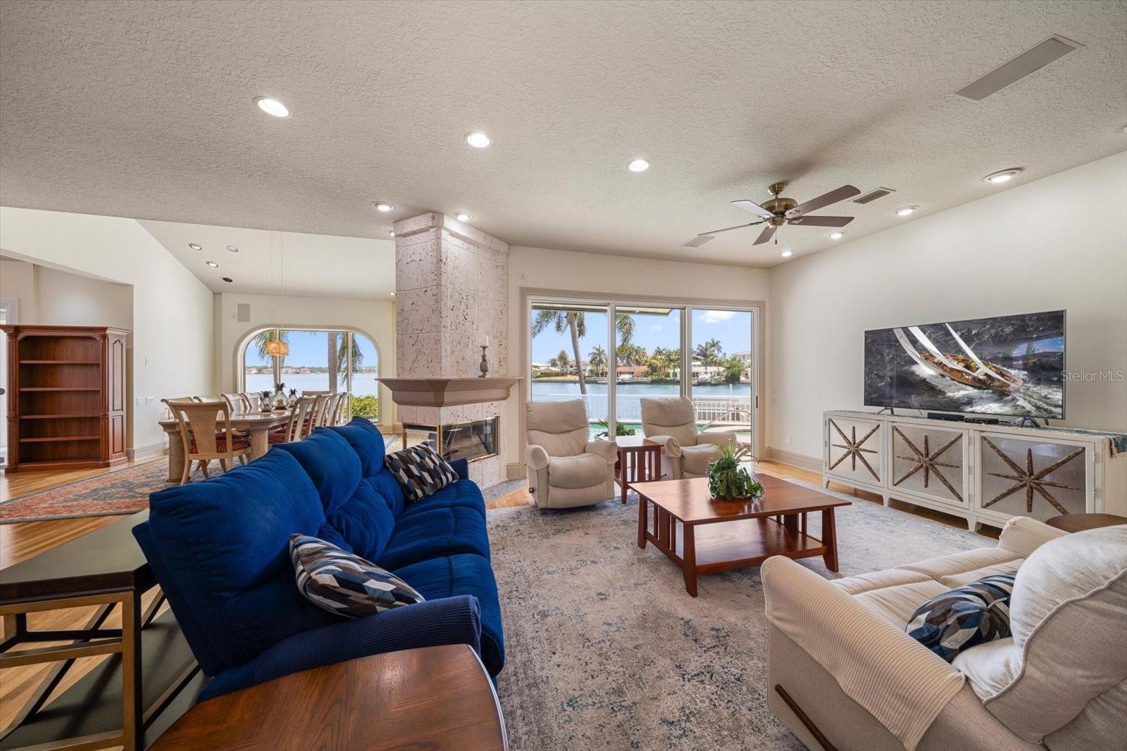 BELLEVUE ESTATES ISLAND 2ND ADD - Residential