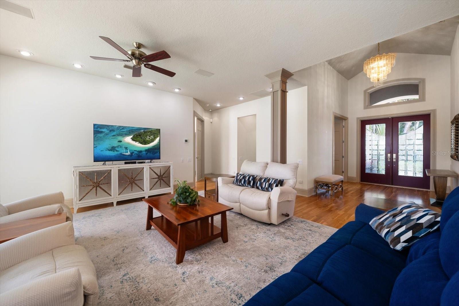 BELLEVUE ESTATES ISLAND 2ND ADD - Residential