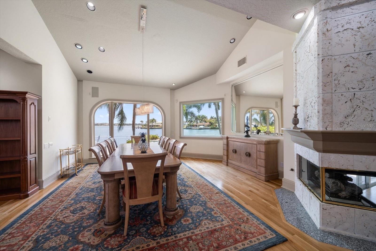 BELLEVUE ESTATES ISLAND 2ND ADD - Residential