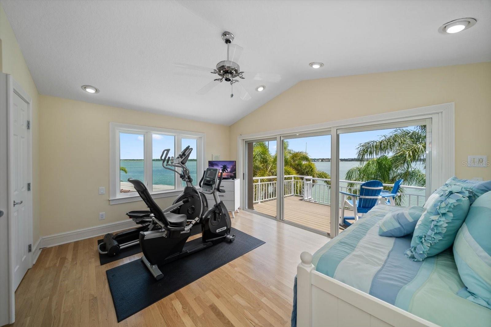 BELLEVUE ESTATES ISLAND 2ND ADD - Residential