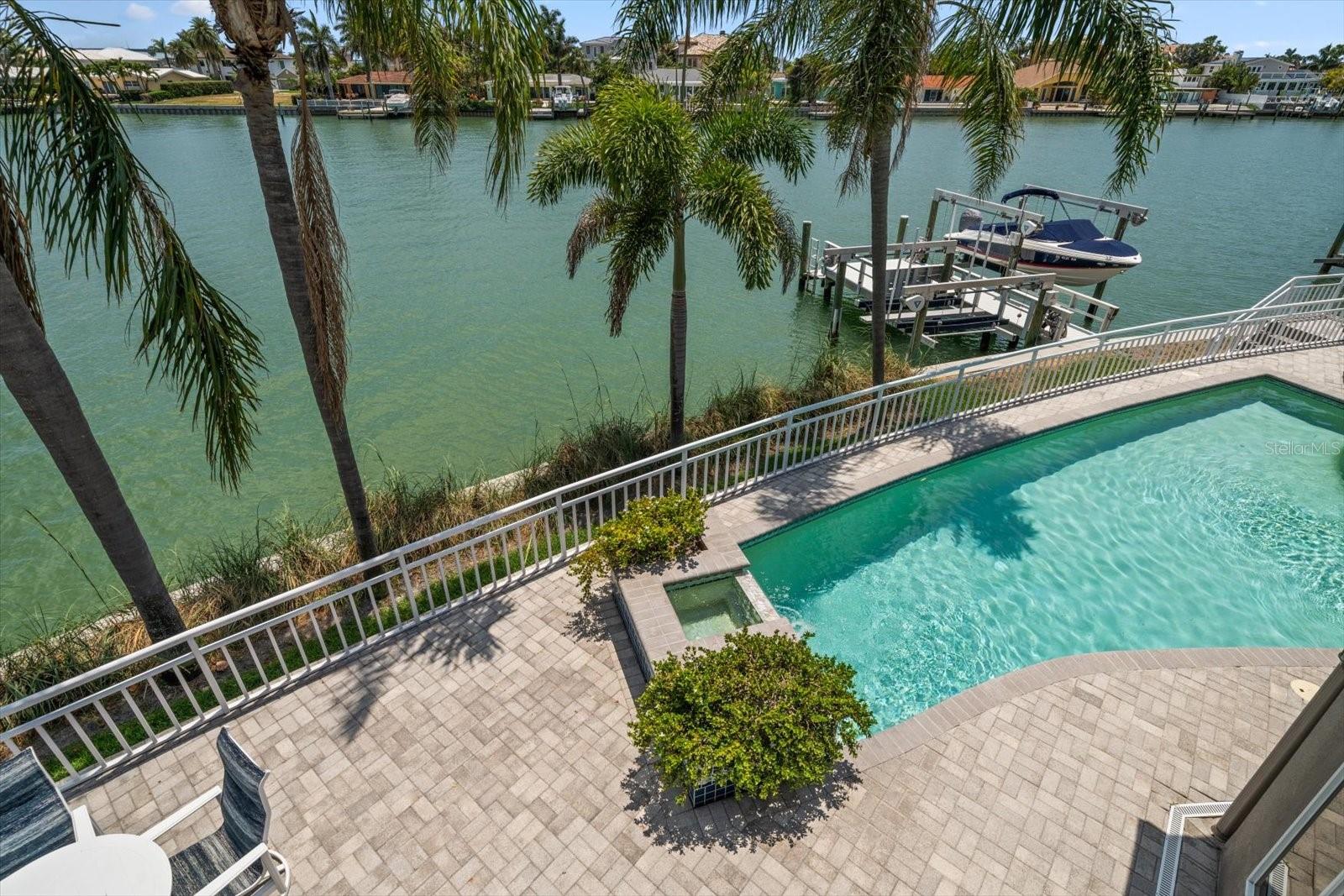 BELLEVUE ESTATES ISLAND 2ND ADD - Residential