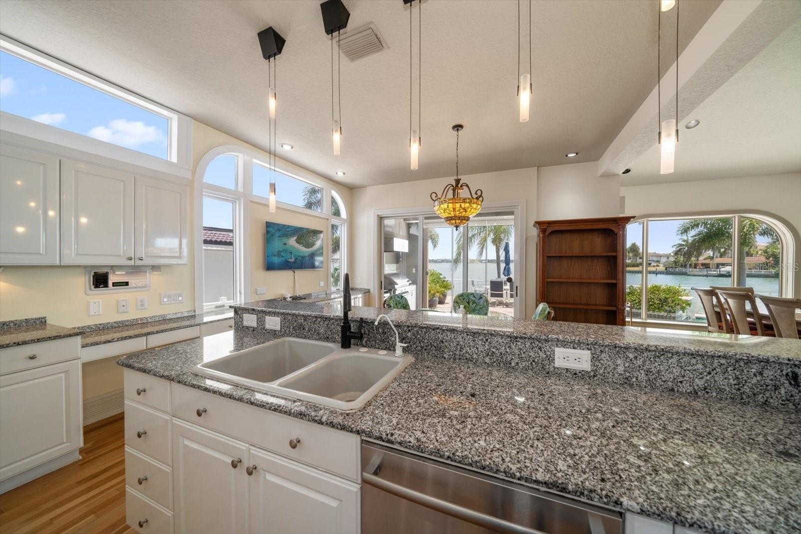 BELLEVUE ESTATES ISLAND 2ND ADD - Residential