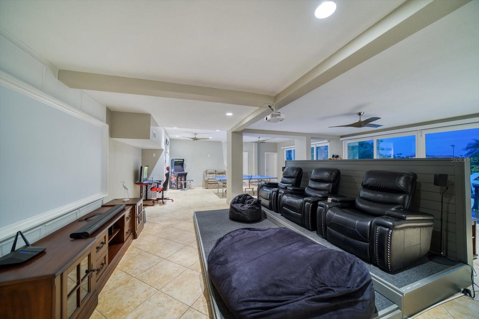 BELLEAIR BEACH YACHT CLUB ESTATES - Residential