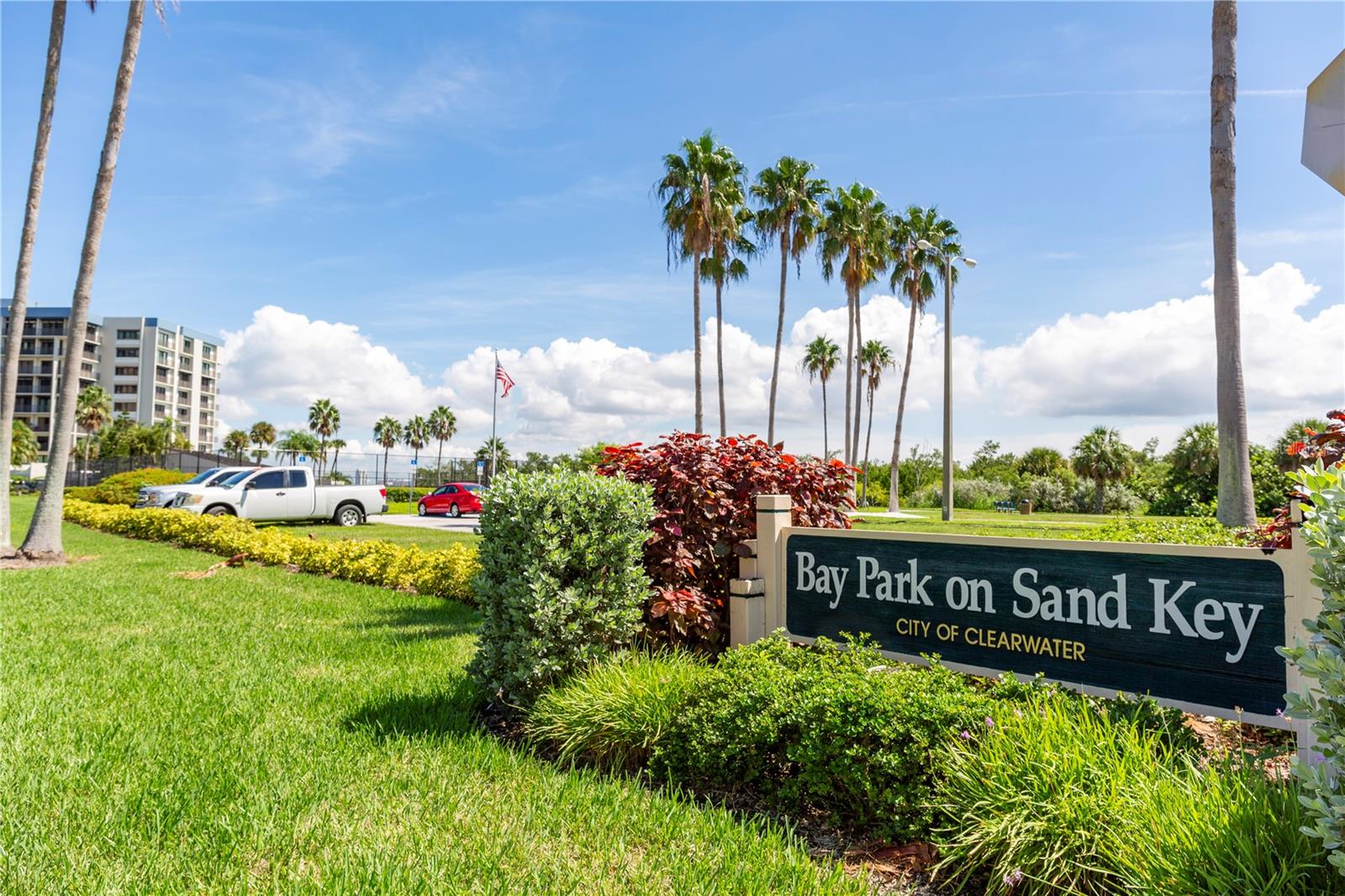 BELLEAIR BEACH YACHT CLUB ESTATES - Residential