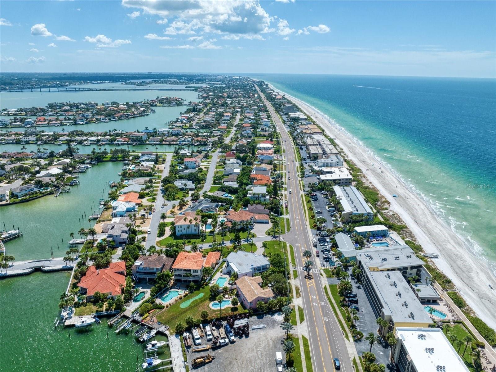 BELLEAIR BEACH YACHT CLUB ESTATES - Residential