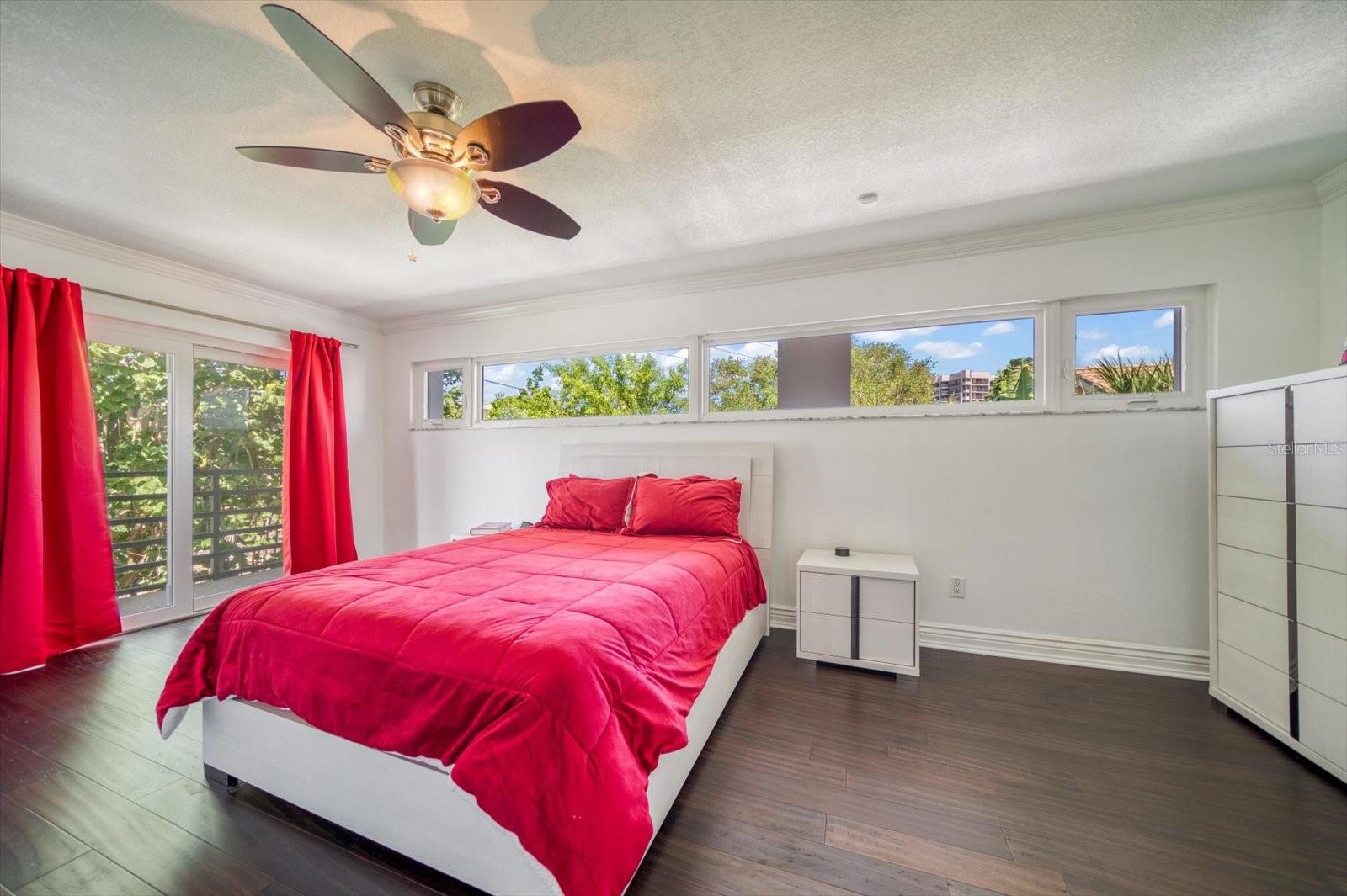 BELLEAIR BEACH YACHT CLUB ESTATES - Residential