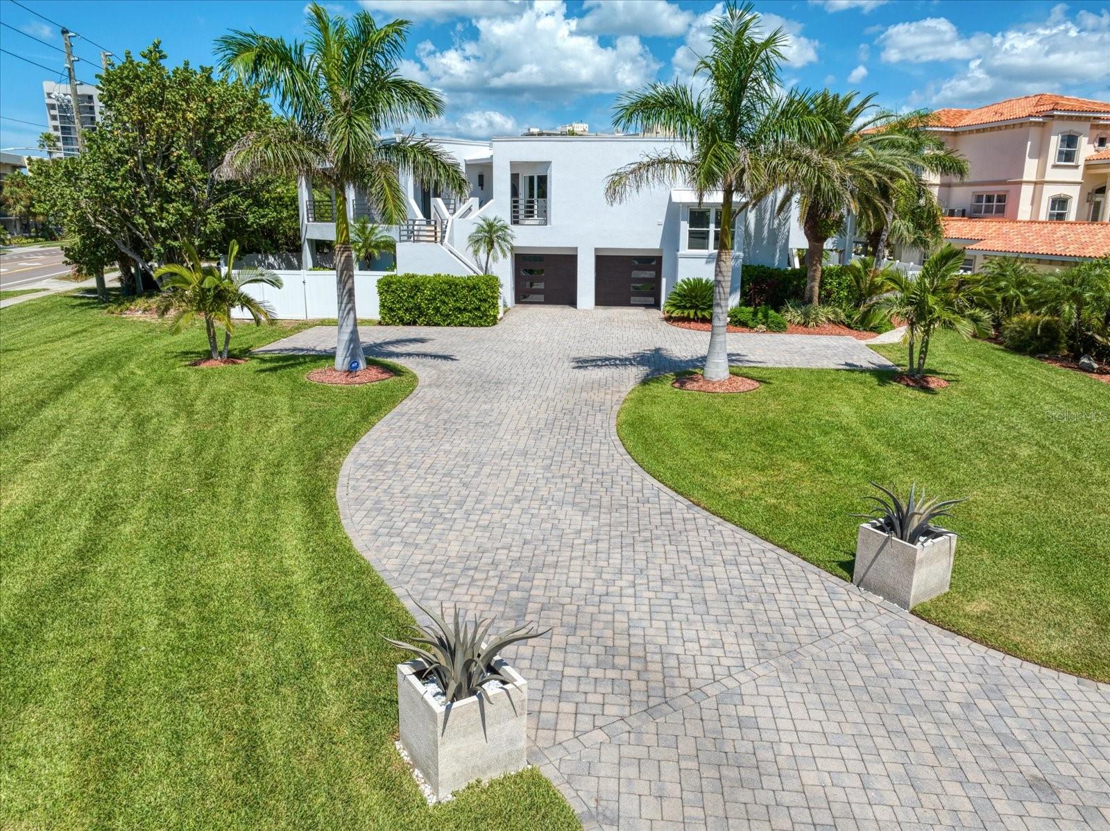 BELLEAIR BEACH YACHT CLUB ESTATES - Residential
