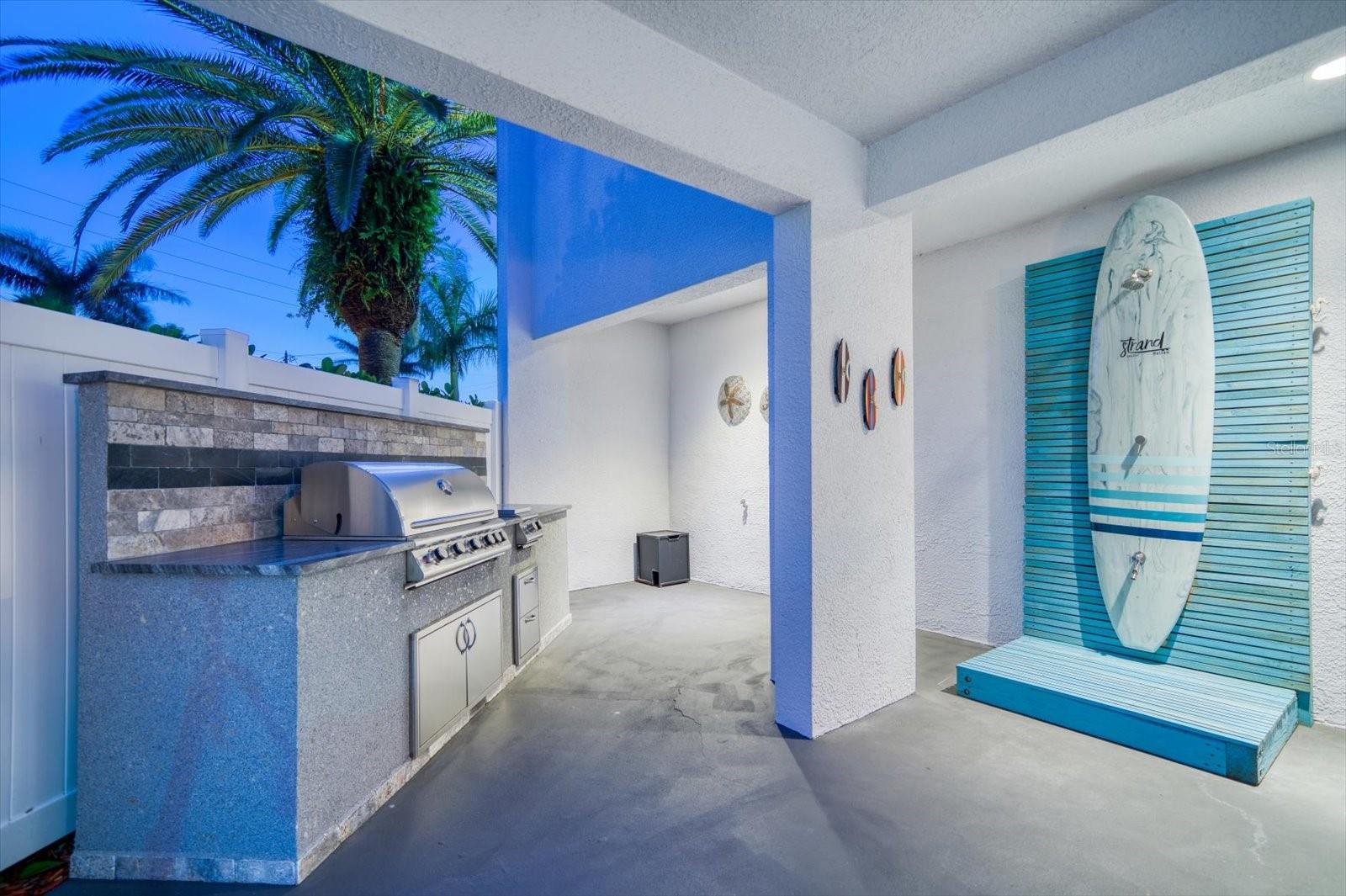 BELLEAIR BEACH YACHT CLUB ESTATES - Residential