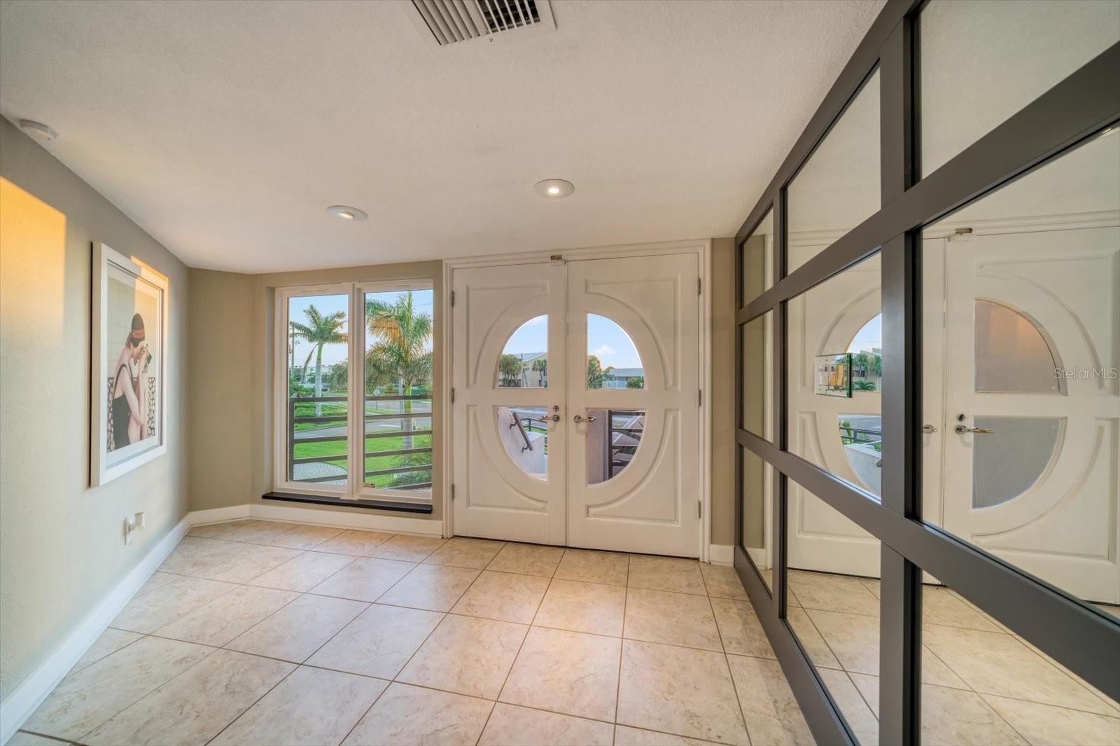 BELLEAIR BEACH YACHT CLUB ESTATES - Residential