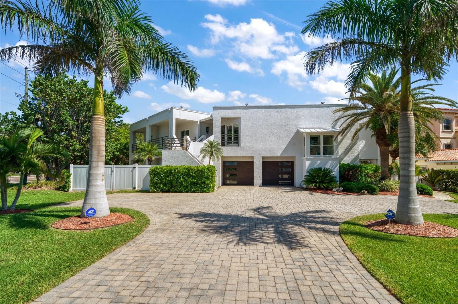 BELLEAIR BEACH YACHT CLUB ESTATES - Residential