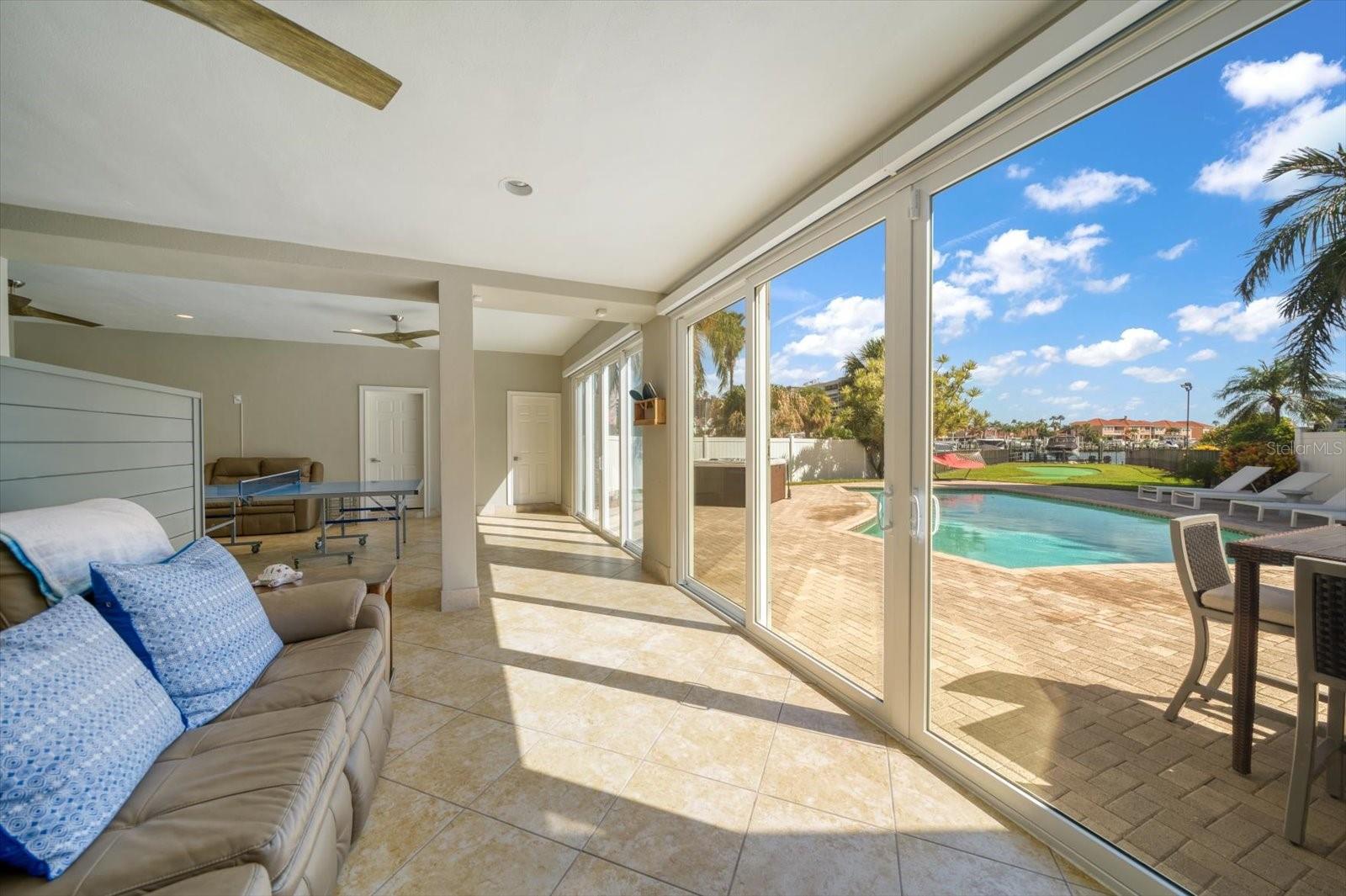BELLEAIR BEACH YACHT CLUB ESTATES - Residential