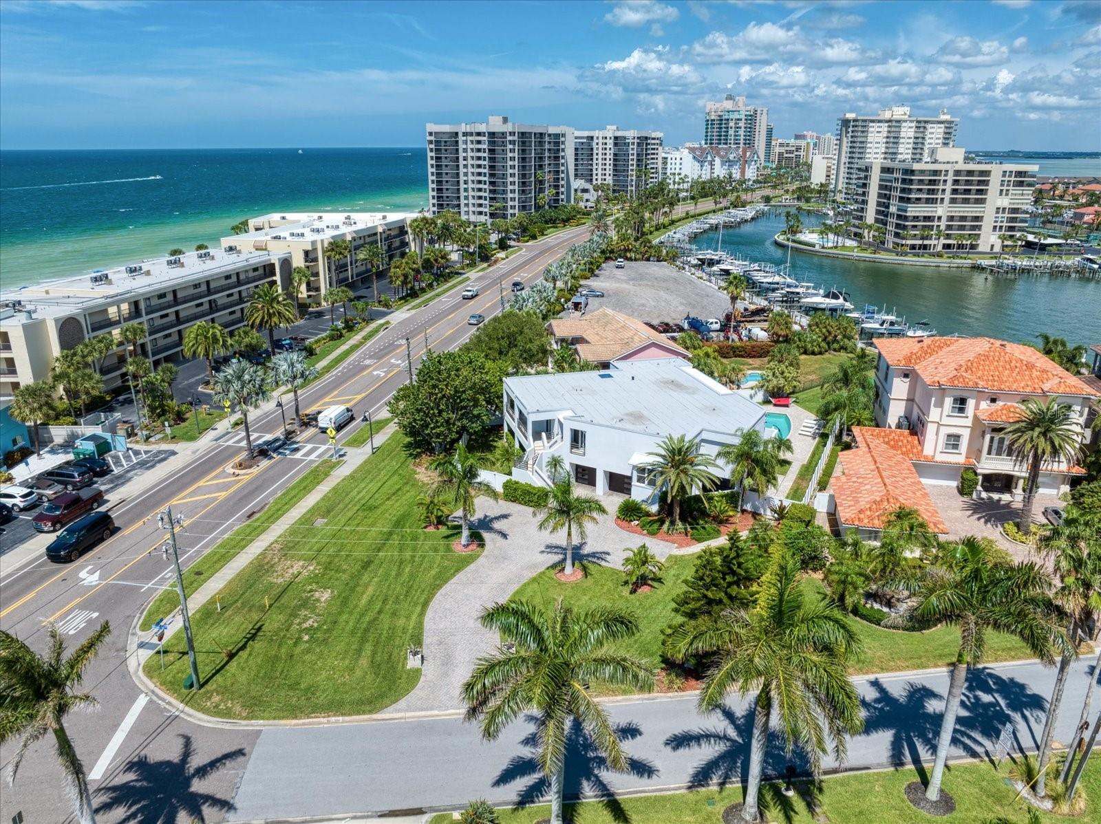 BELLEAIR BEACH YACHT CLUB ESTATES - Residential