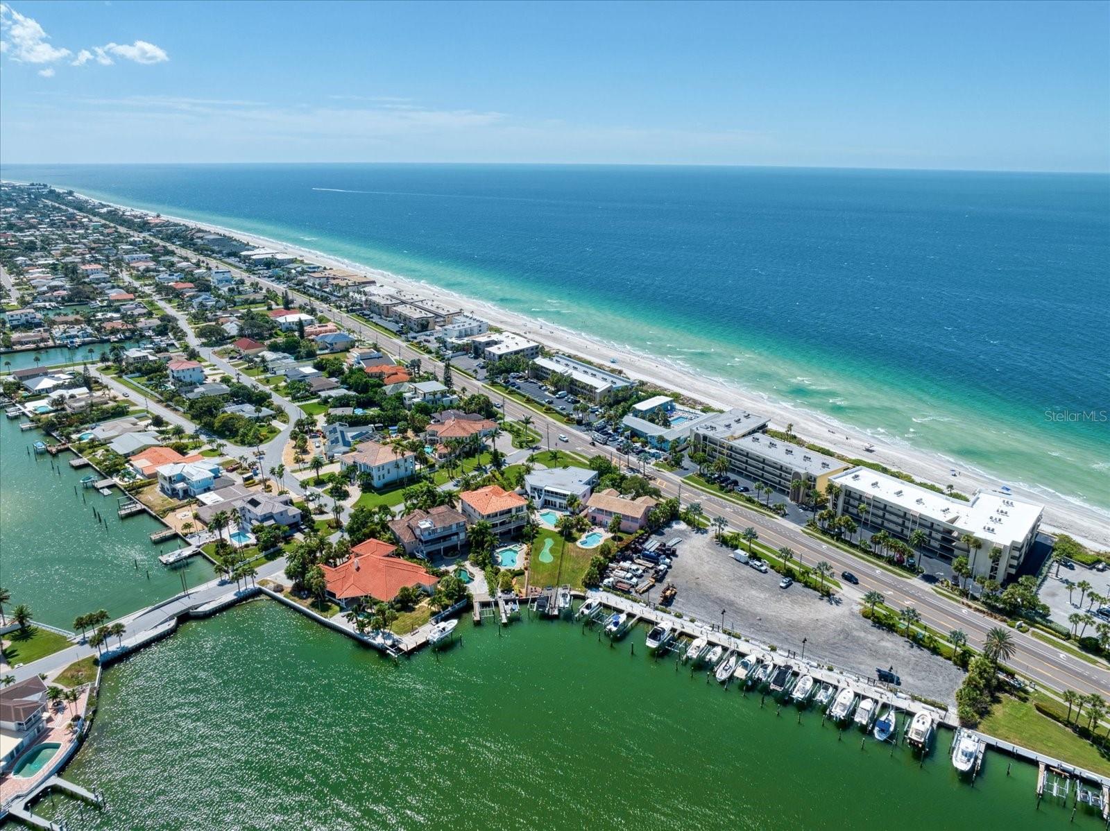 BELLEAIR BEACH YACHT CLUB ESTATES - Residential