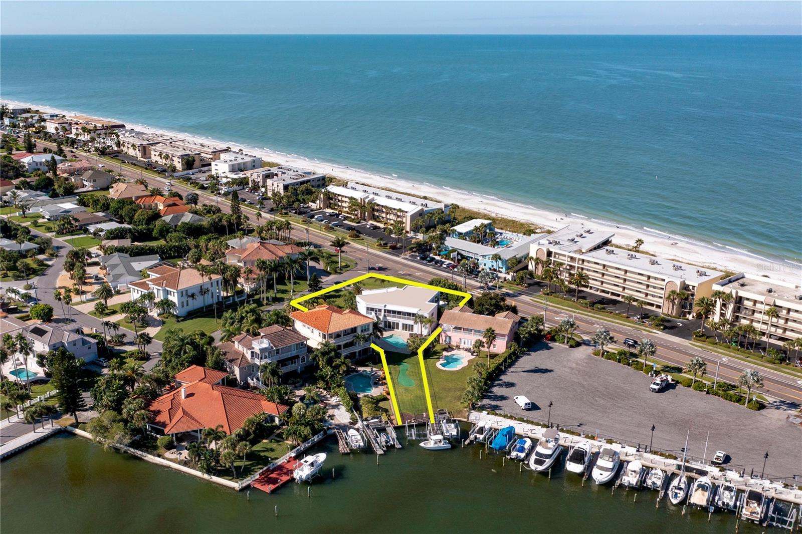 BELLEAIR BEACH YACHT CLUB ESTATES - Residential