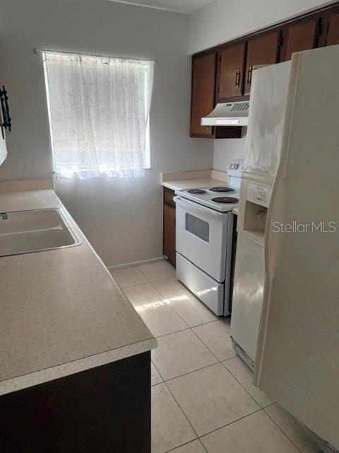 TAVARES LAKEVIEW CONDO - Residential